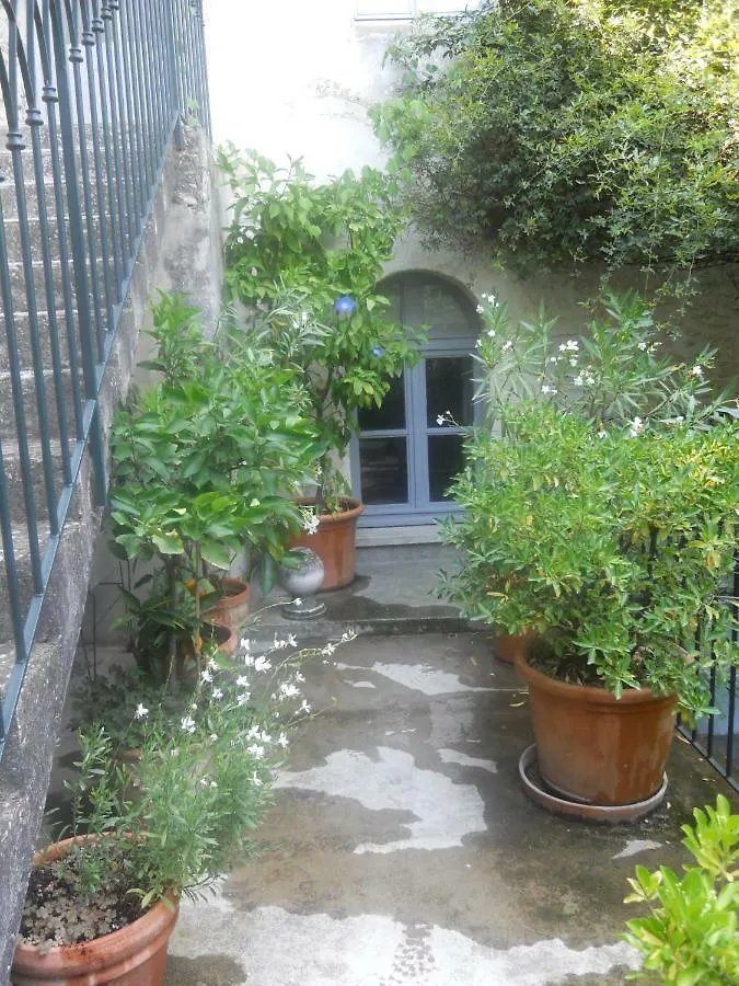 Apartment Bel Appartement Dans Cloitre Arbore Villeneuve-les-Avignon